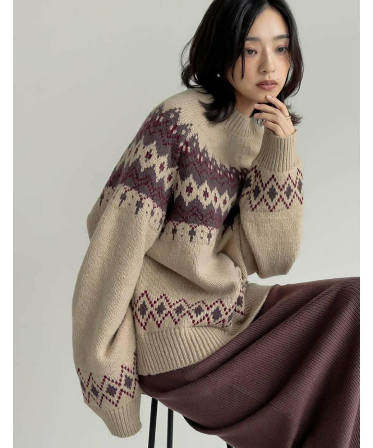 スカートコーデの女性