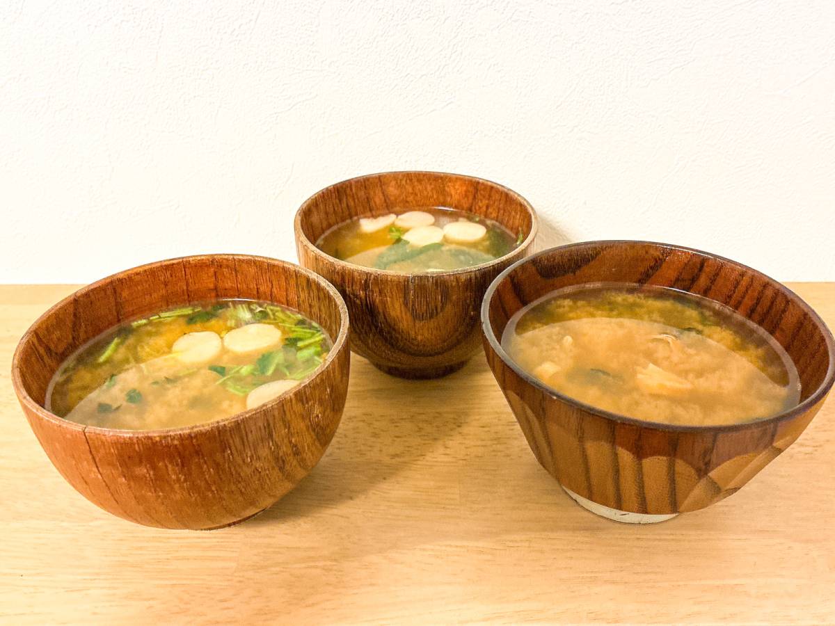 お湯を入れて混ぜれば完成♪