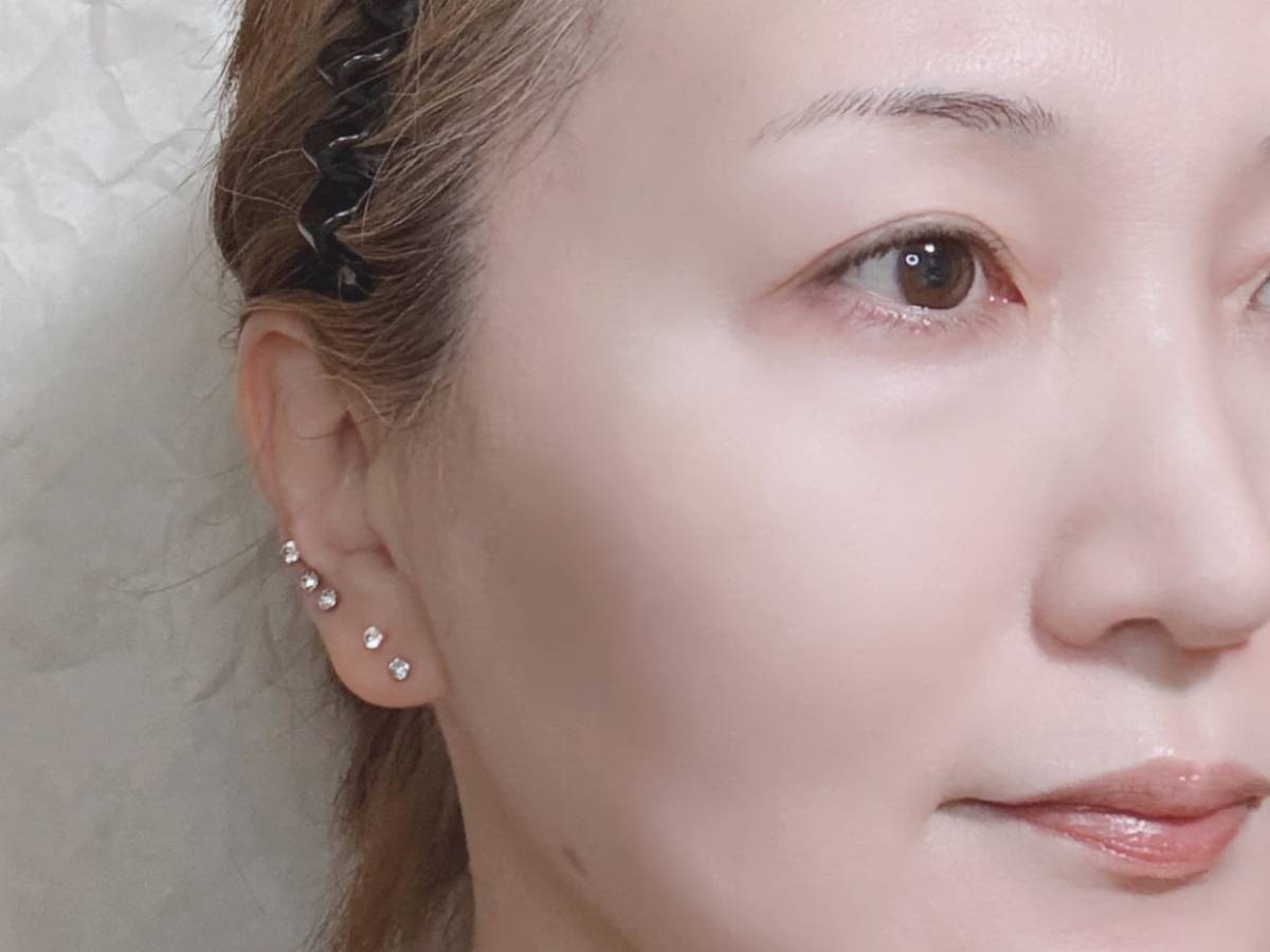 CEZANNE セザンヌ トーンフィルターハイライト 01フィルターベージュ 塗布後 筆者顔