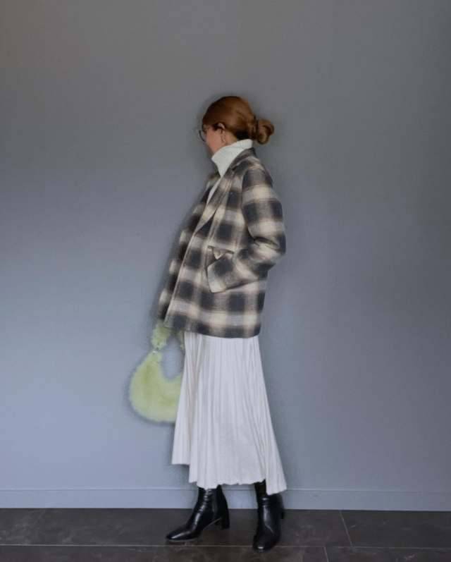 チェック柄のアウターを主役に♡