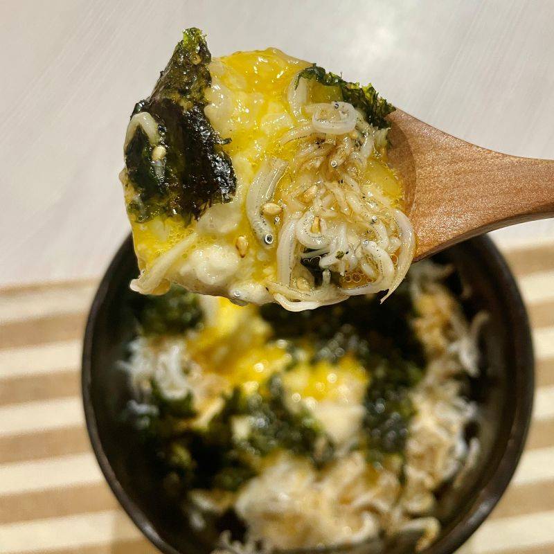 JA全農の「しらすととろろのたまごかけご飯」のレシピ