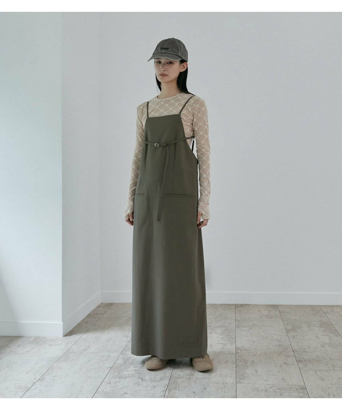 キャミワンピースコーデ