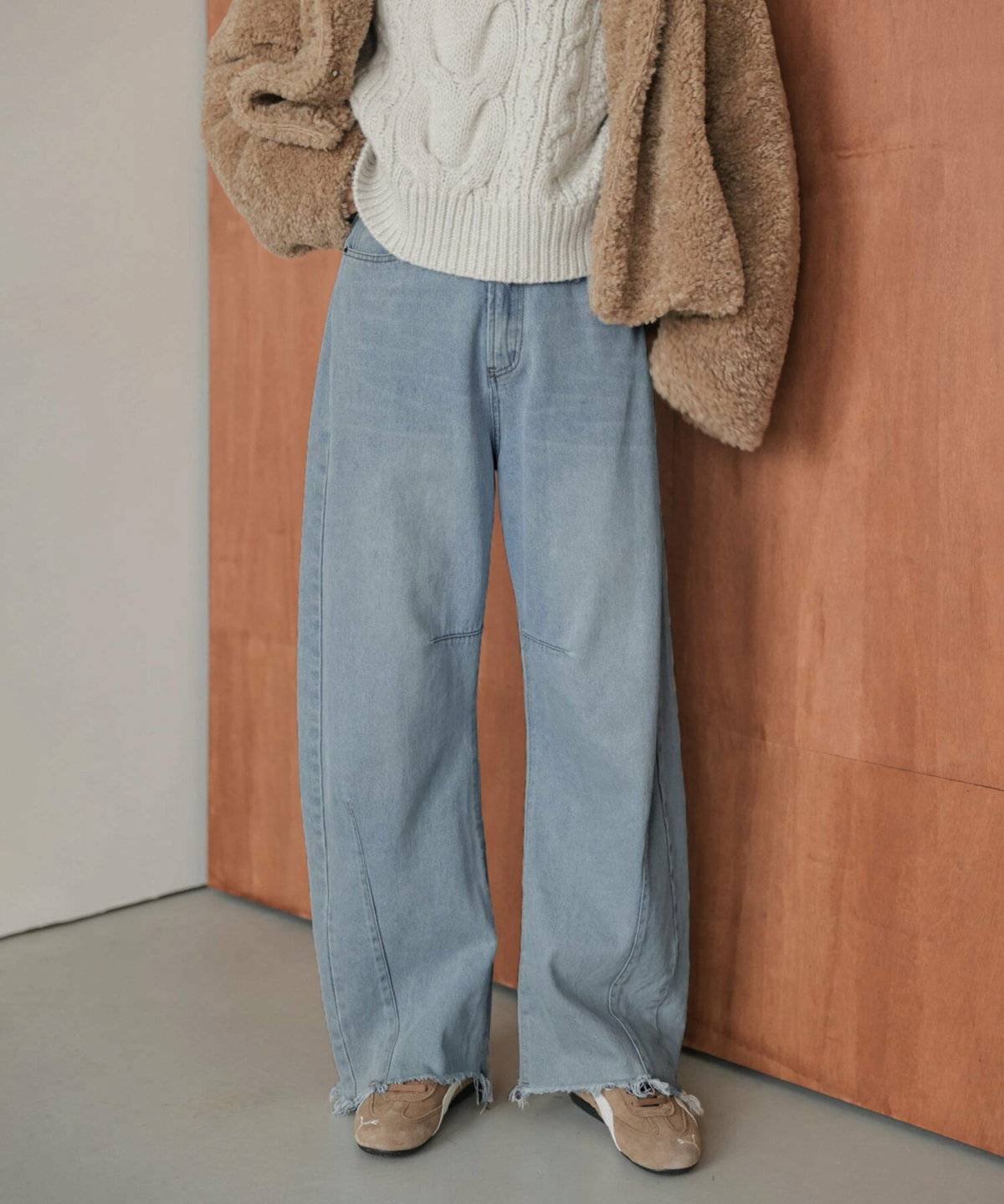 デニムパンツコーデ