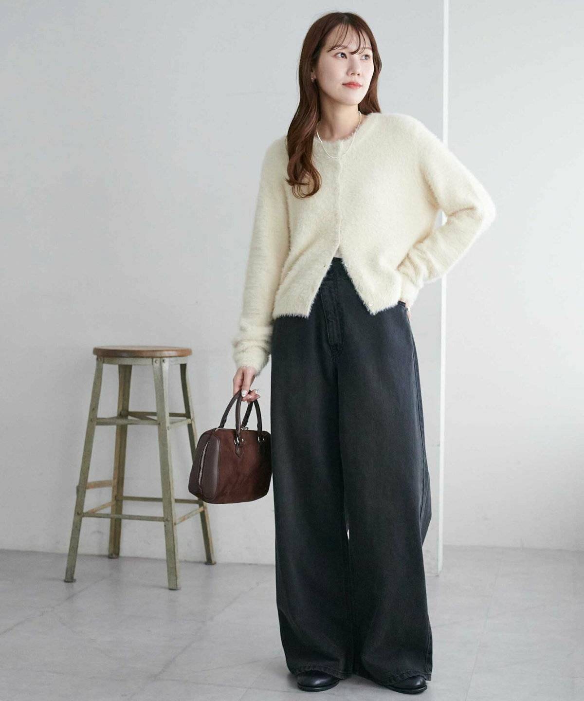 デニムパンツコーデ