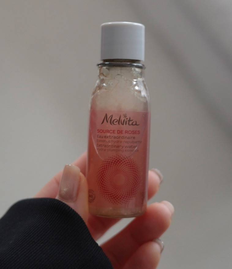 メルヴィータ ソルスデローズ エッセンスローション