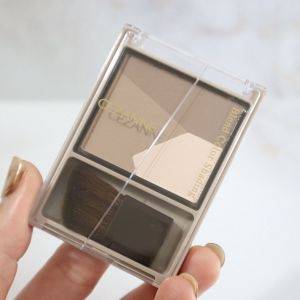  CEZANNE(セザンヌ)　ブレンドカラーシェーディング　03メリハリトーン(商品画像手持ちver) 