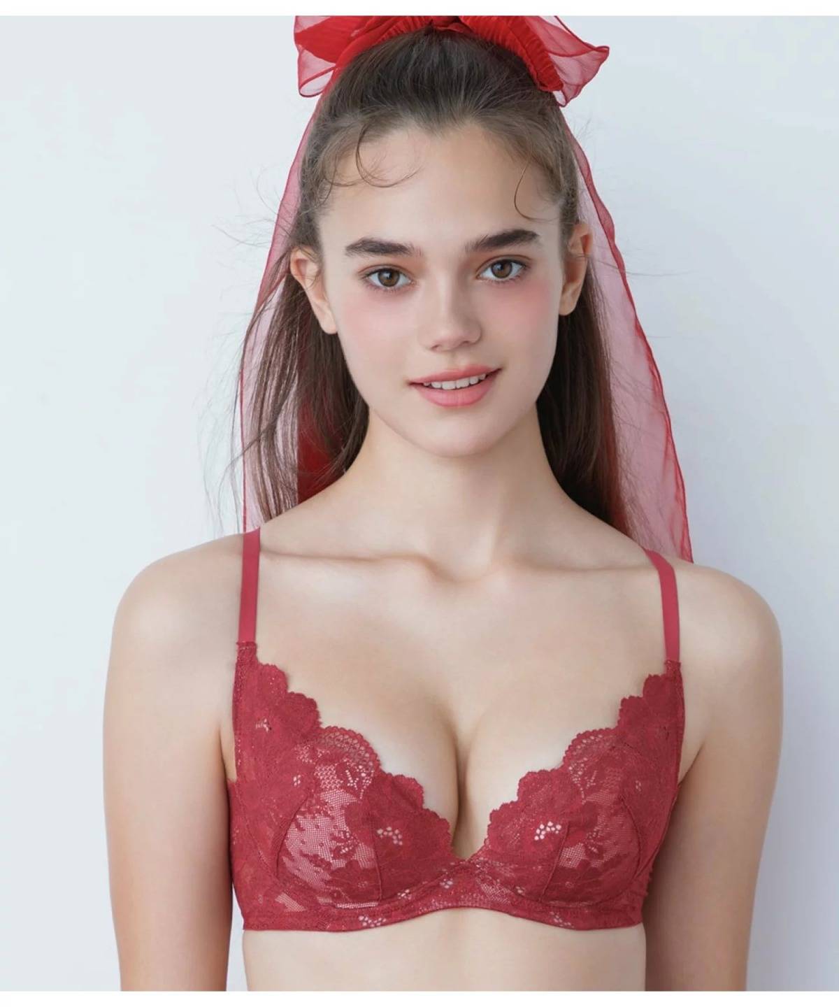 PEACH JOHN 【まるでノンワイヤーのような着け心地】ミラクルブラ