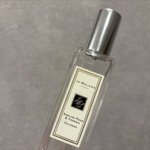 いい香りすぎて即買い♡バッグに常備中「ジョーマローン イングリッシュ ペアー&フリージア」