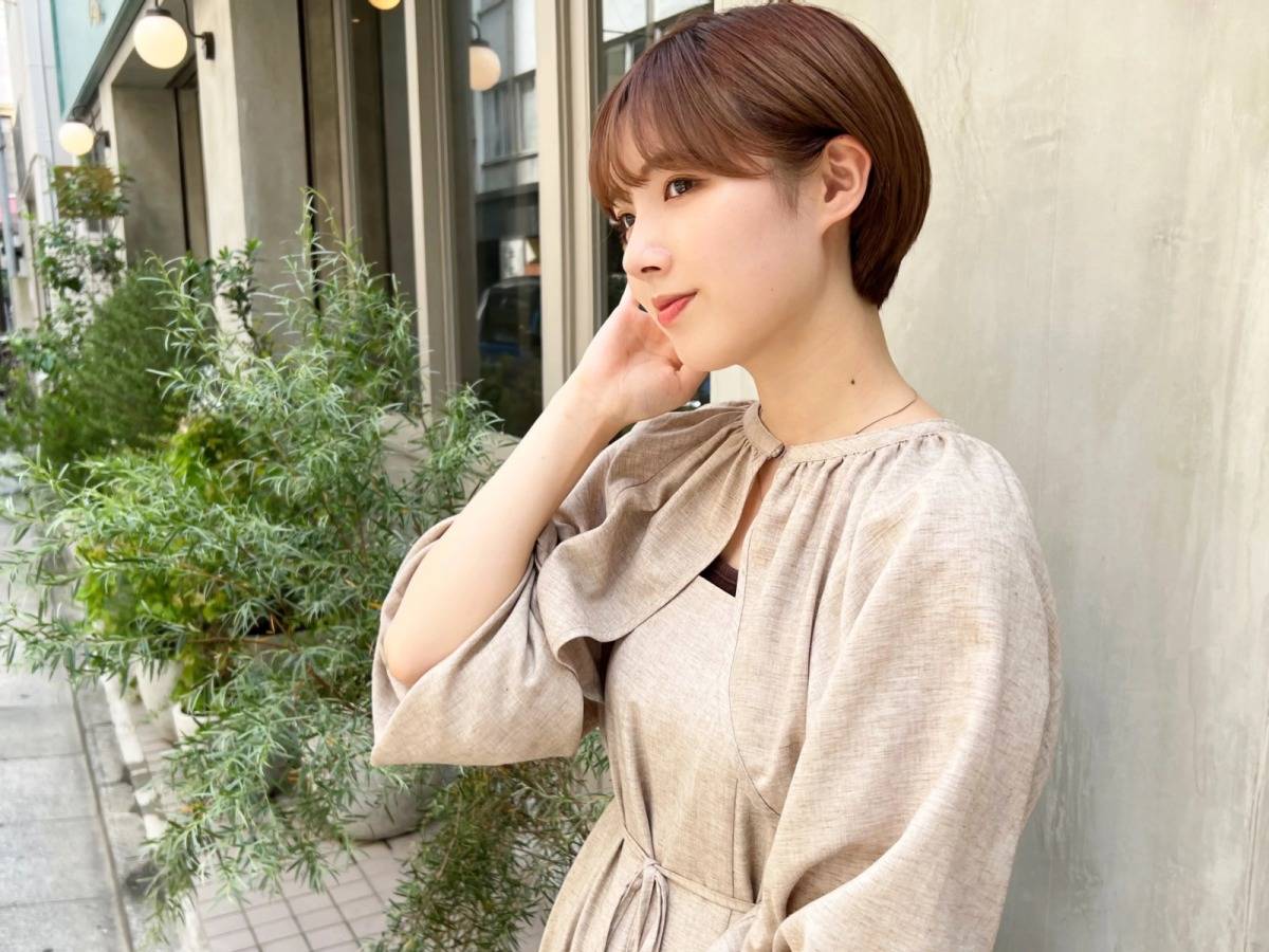 きれいめ耳掛けショート
