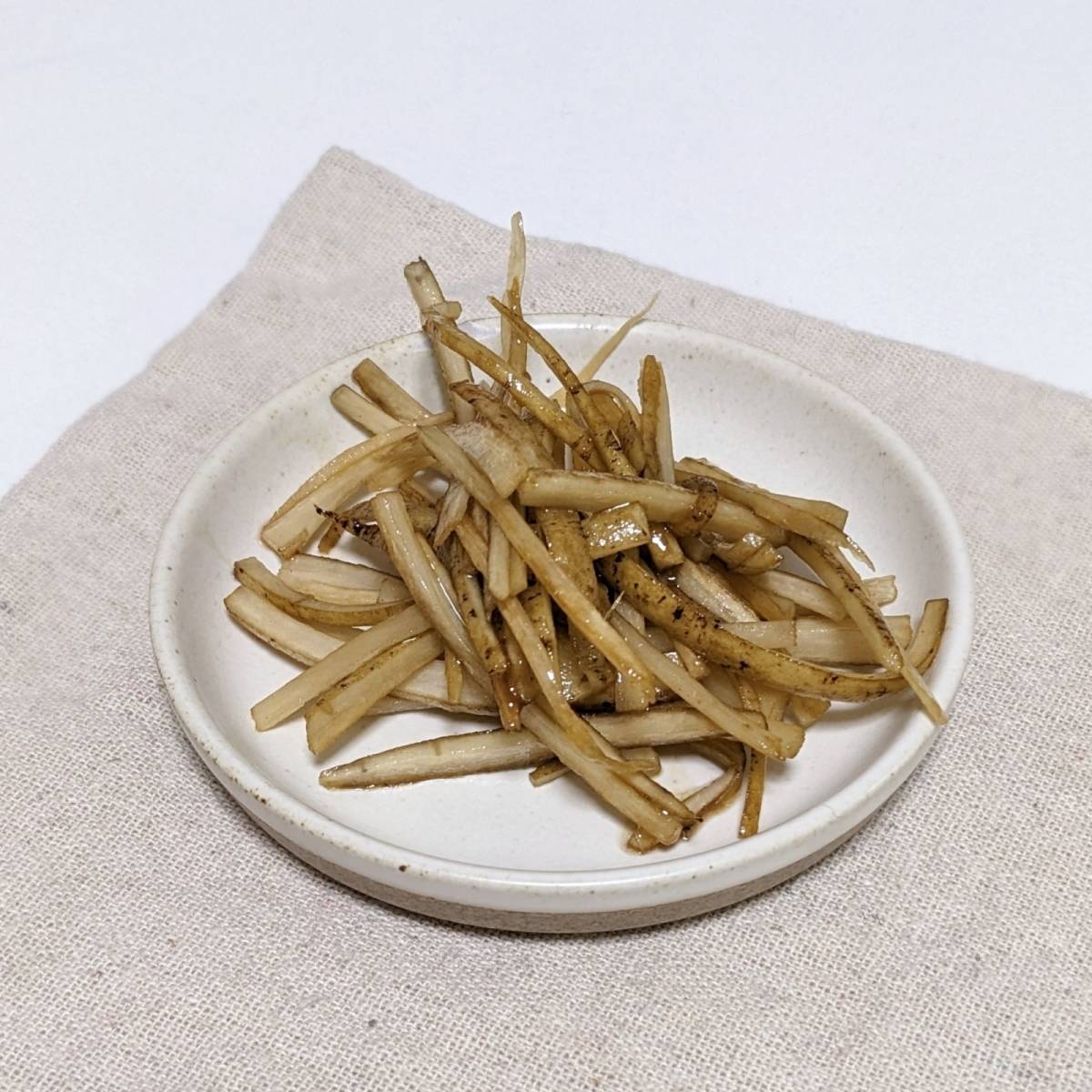 JAグループ公式の「簡単♪おつまみ♪ごま油が香る♪ごぼうの甘辛炒め」のレシピ