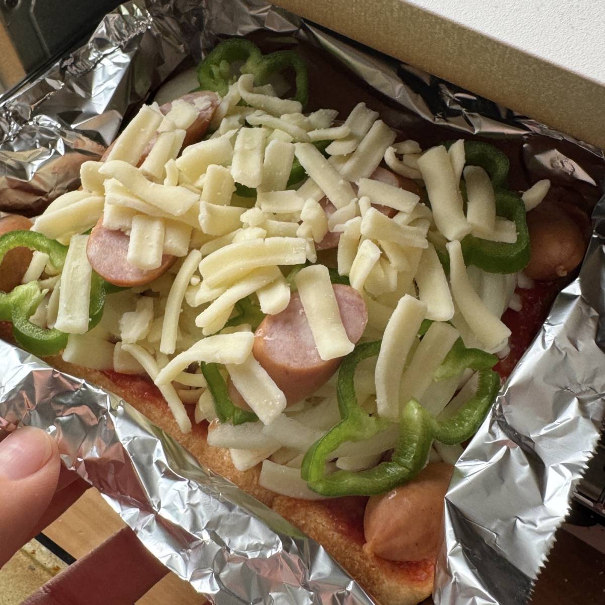 パスコ公式の「チーズたっぷりピザトースト」のレシピ