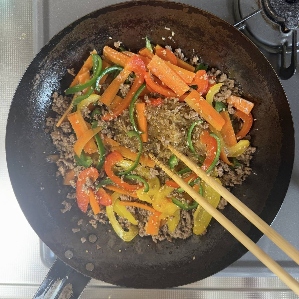 JAグループ公式の「ご飯が進む♪カラフル♡チャプチェ」のレシピ