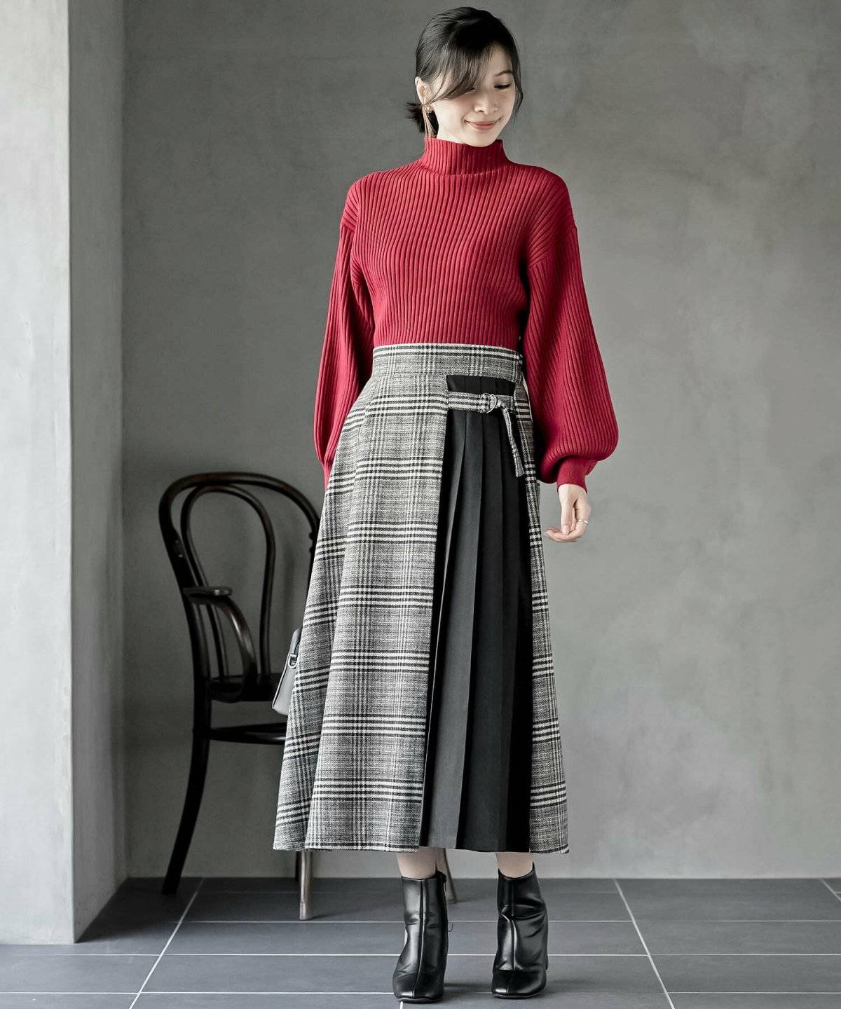 タートルネックニットコーデ