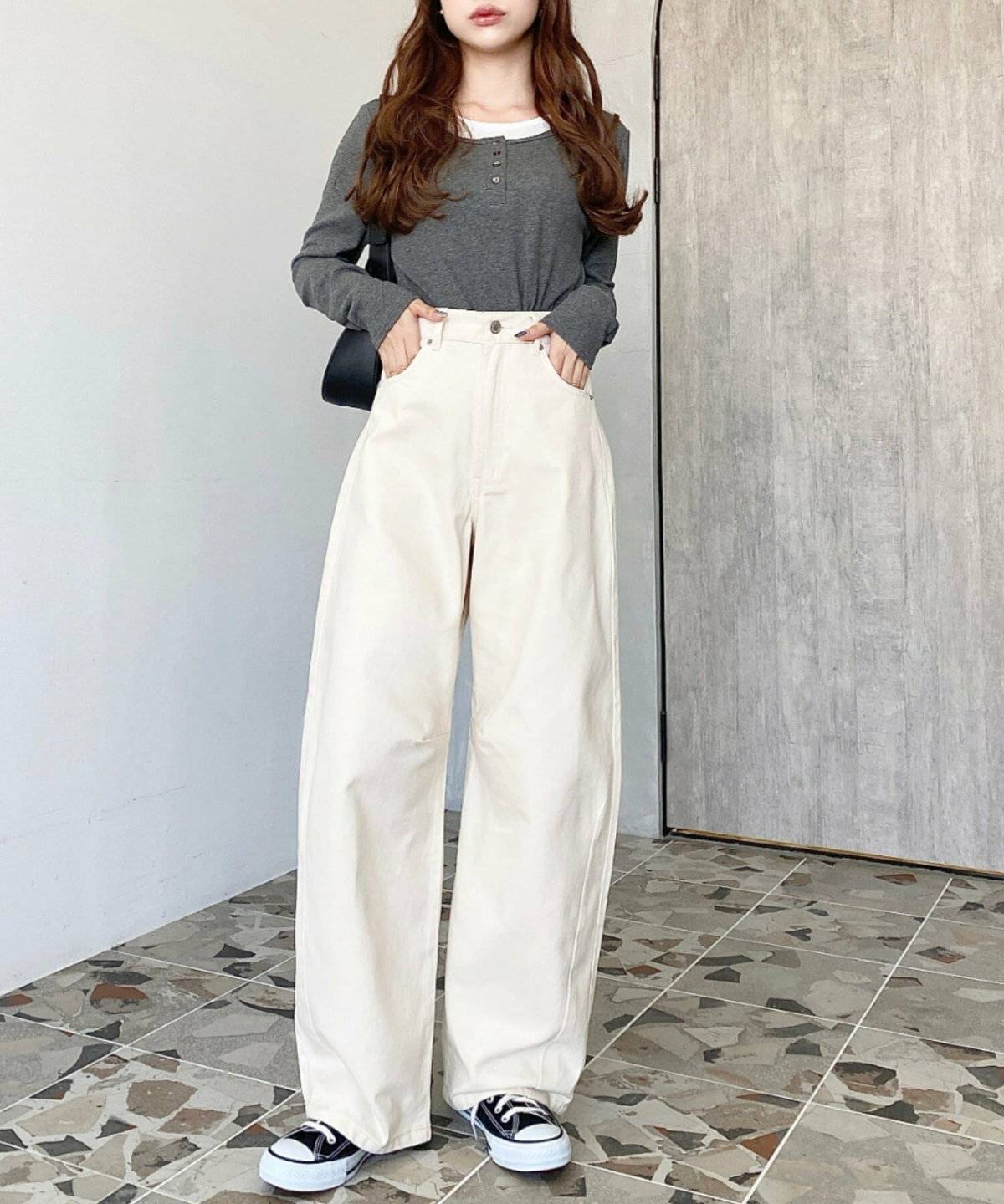 デニムパンツコーデ