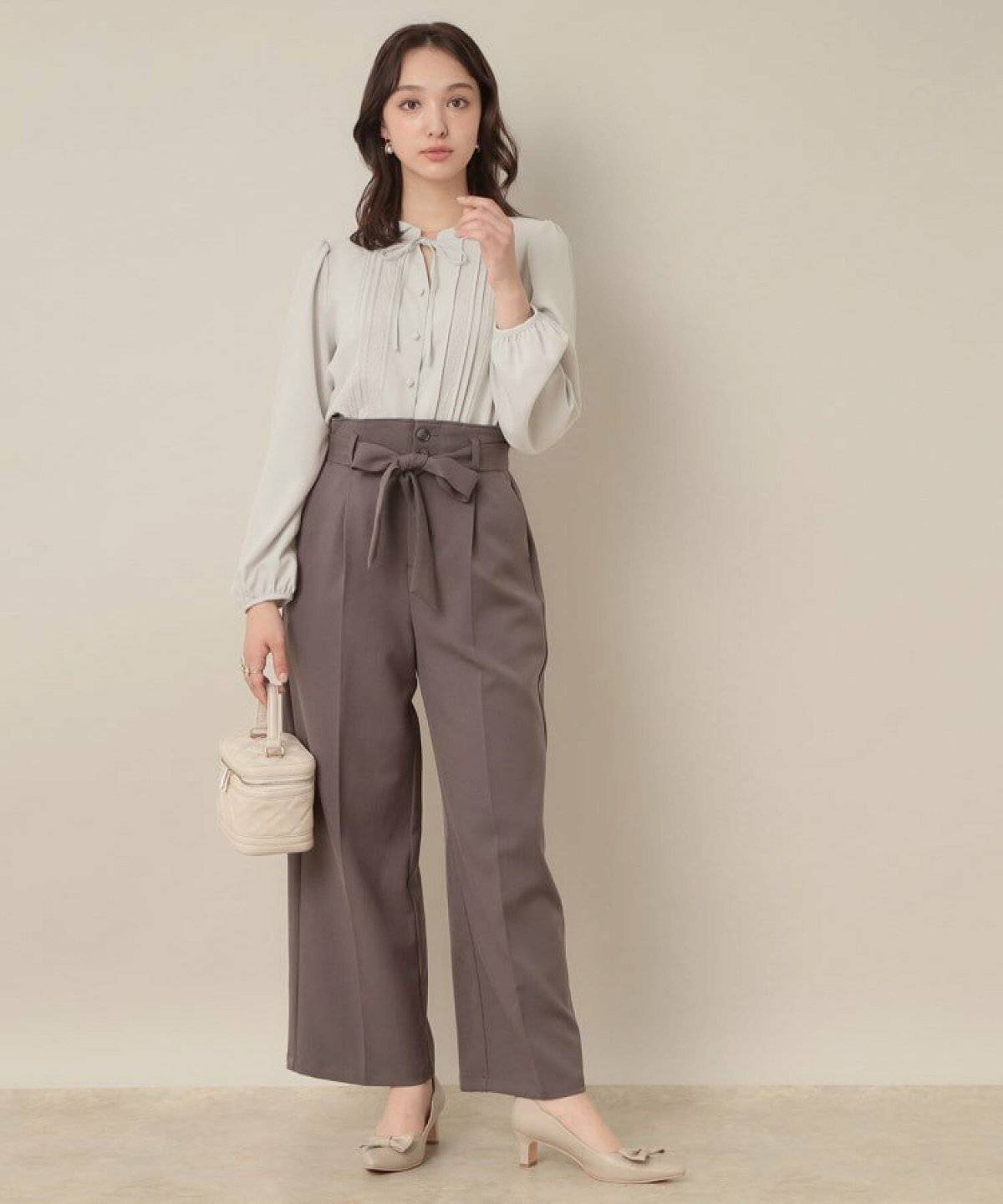 ブラウスコーデ