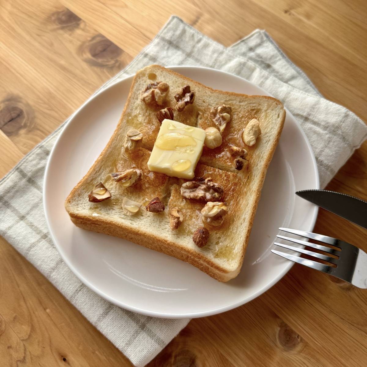 パスコ公式の「香ばしはちみつバタートースト」のレシピ