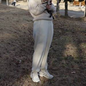 想像以上に暖かくて快適♪オフの日コーデが今っぽくなる【UNIQLO】フリースパンツ