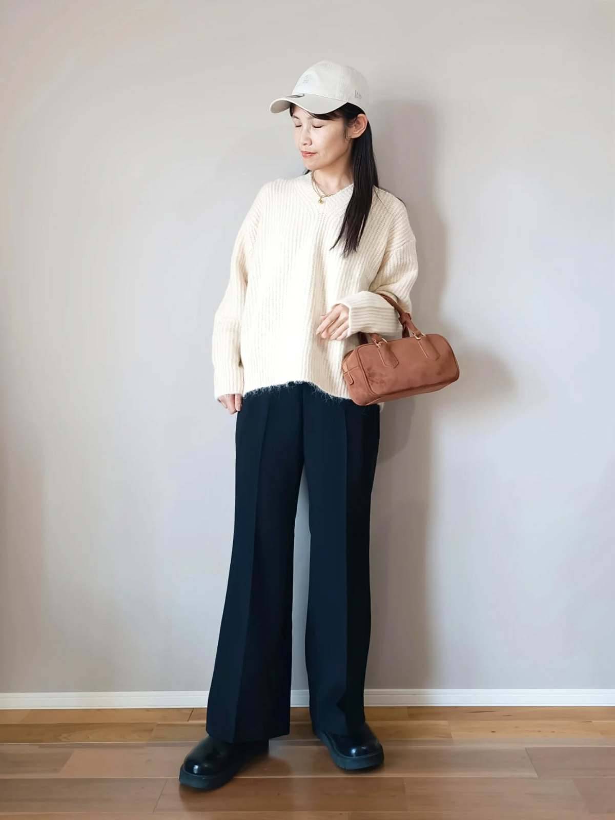 カジュアルなモノトーンコーデ