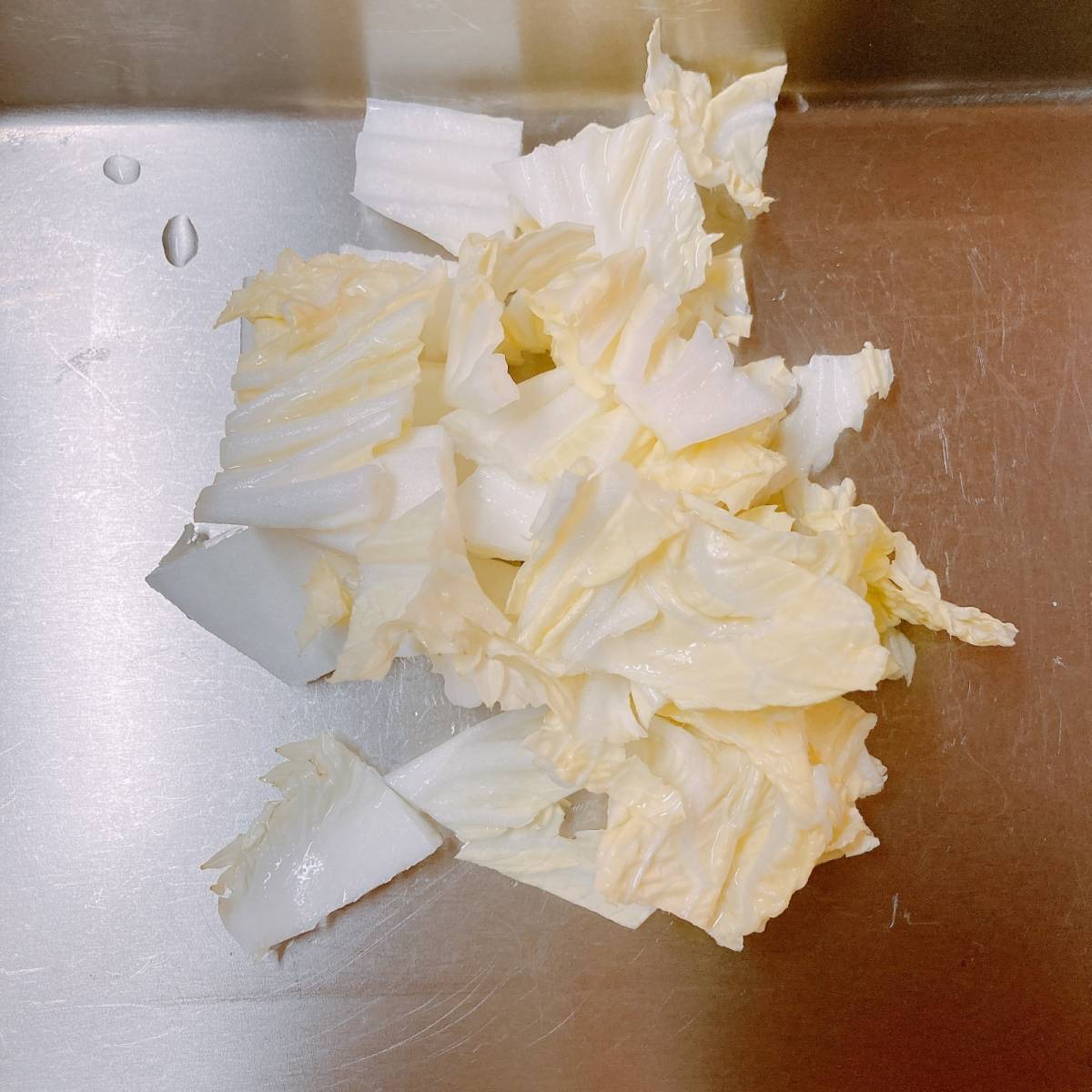 JAグループ公式の「土鍋で簡単♪ぐつぐつ♪白菜と長ネギと肉団子のスープ」のレシピ