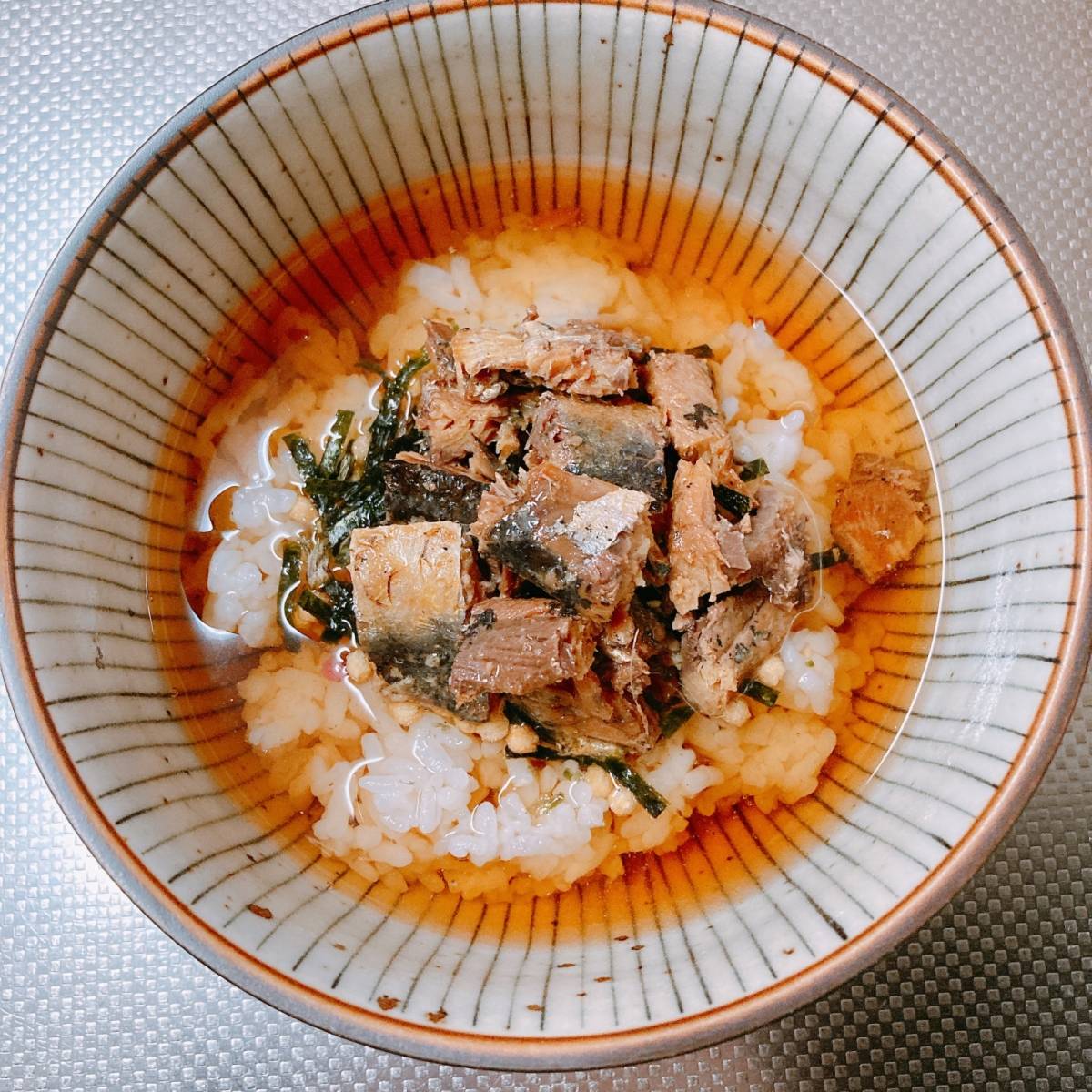 永谷園公式の「秋刀魚の蒲焼き茶づけ 〜めざまし茶づけ〜」のレシピ