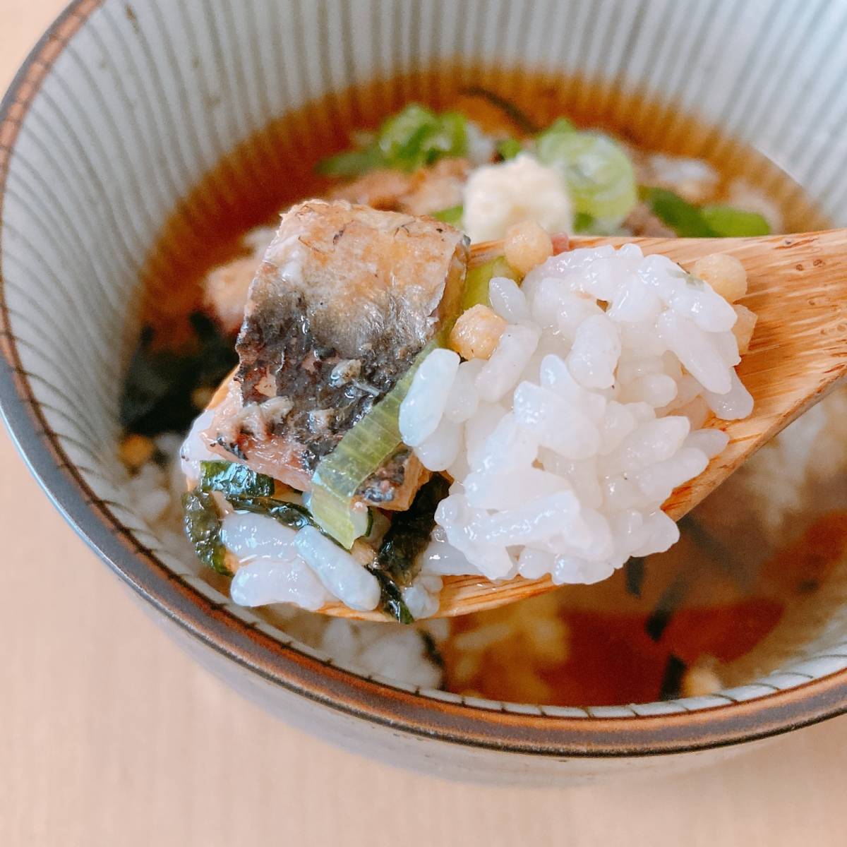 永谷園公式の「秋刀魚の蒲焼き茶づけ 〜めざまし茶づけ〜」のレシピ