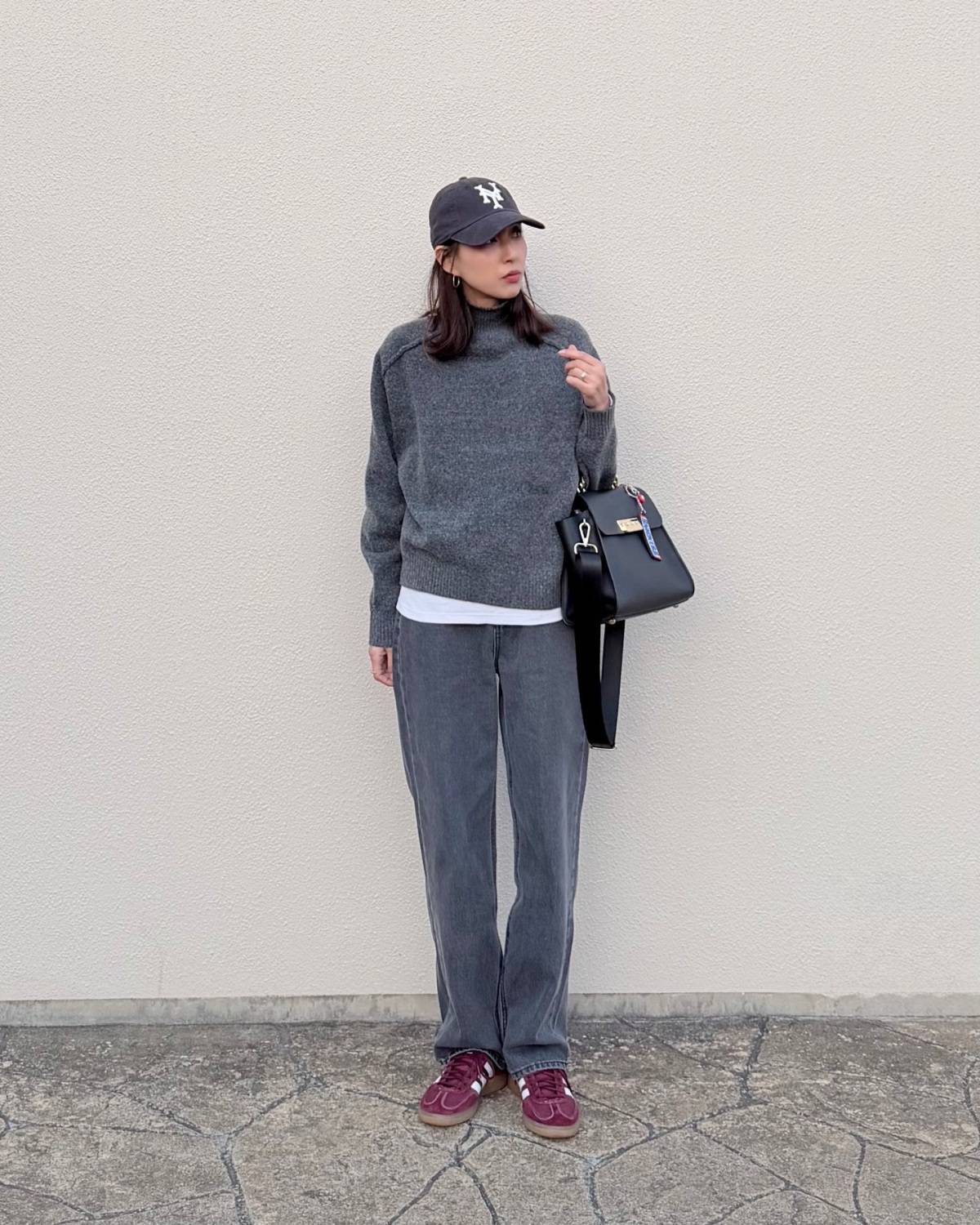 グレーのワントーンコーデが◎