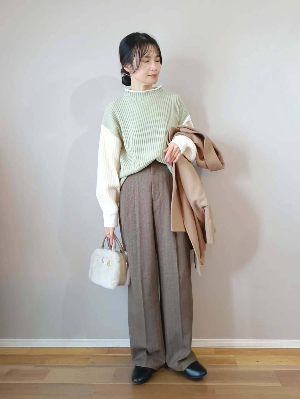 カラーブロックニットを主役に♡