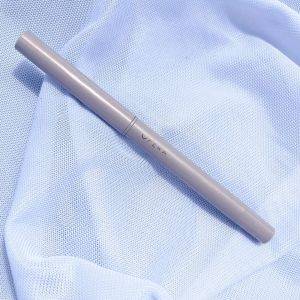 使うだけで垢抜ける……。今っぽく仕上がる超優秀な「最強コスメ」