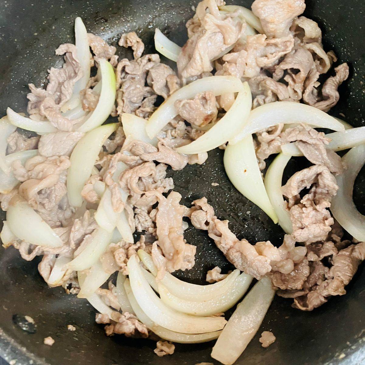 JAグループ公式の「肉じゃが★カレー風味★」のレシピ