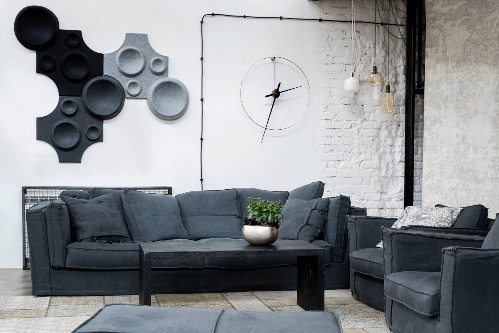 北東　対人運　下がる　黒