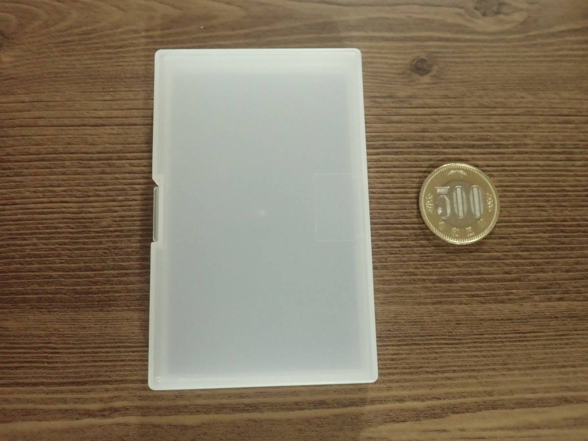 ダイソーのデュアル名刺ケース