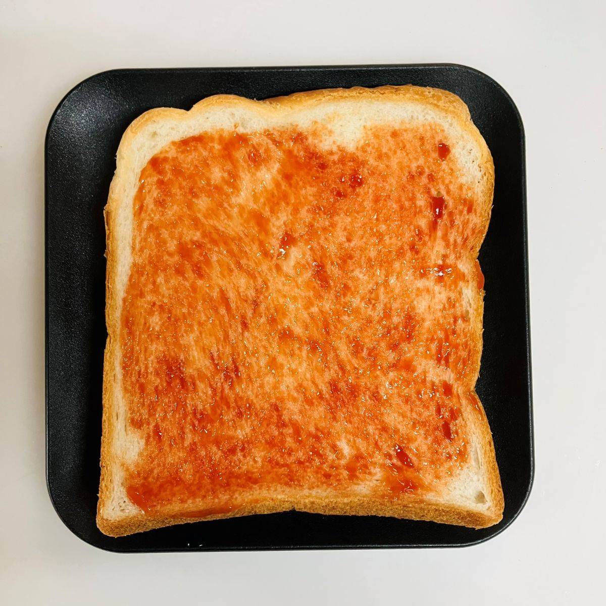 JAグループ公式の「小松菜とベーコンのピザトースト風♪」のレシピ