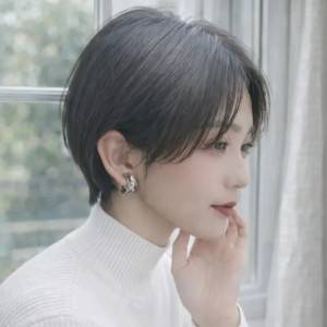  エアリーなマッシュショート 