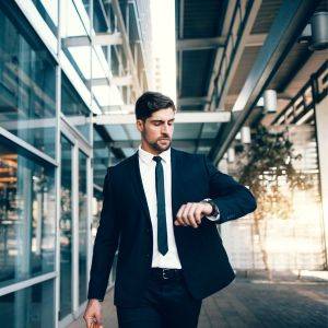 実はめちゃめちゃモテます。ストイックな40代50代男性の仕草5選