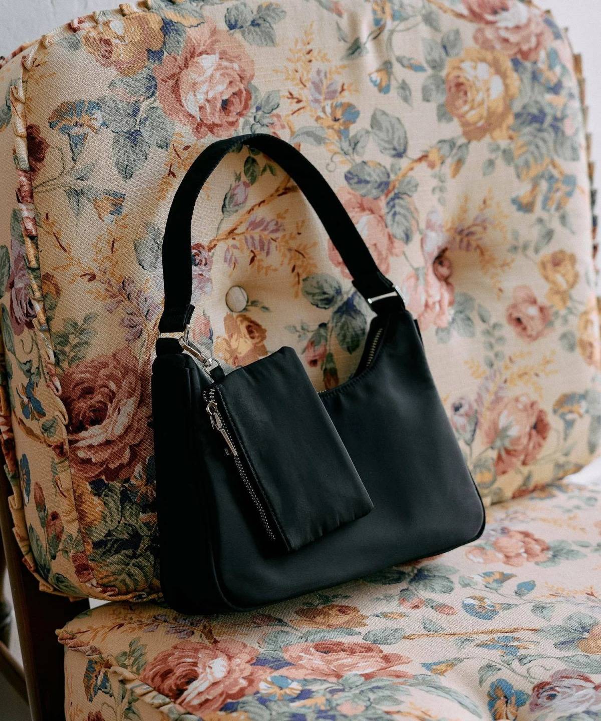 mysty woman スリークナイロンバッグ