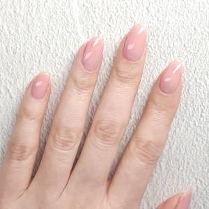 割れ爪対策におすすめ。不器用さん向け「補強ベースコート」の使い方