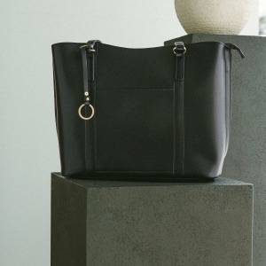 ガンガン出番くる……！オンオフ使えるバッグ5選〜2026年冬〜