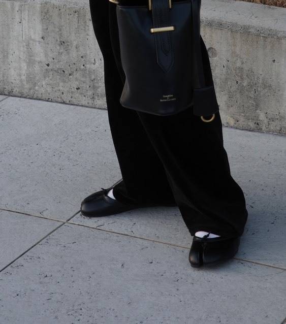 足袋デザインパンプス