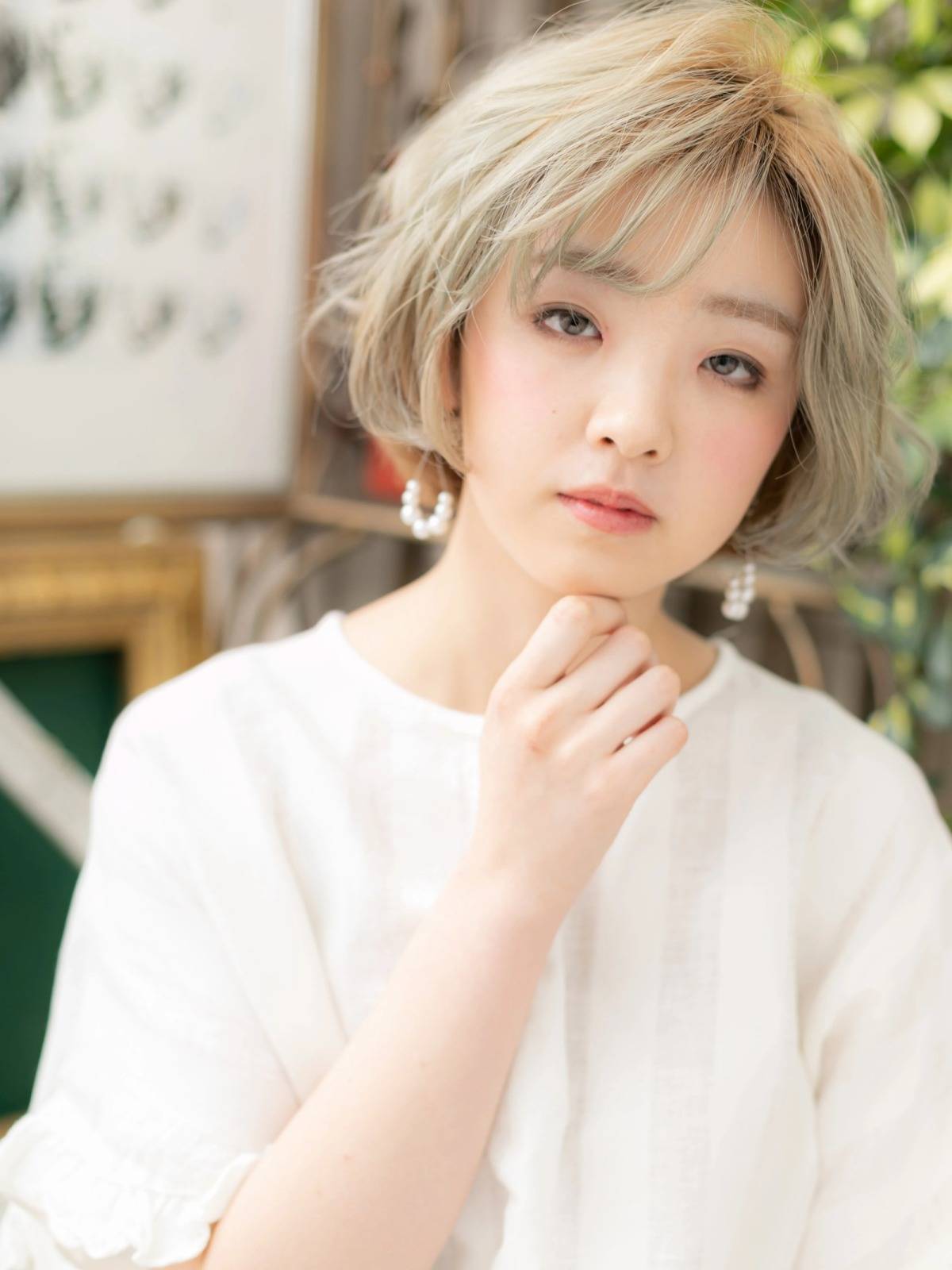 ハイトーンの外国人風ボブ