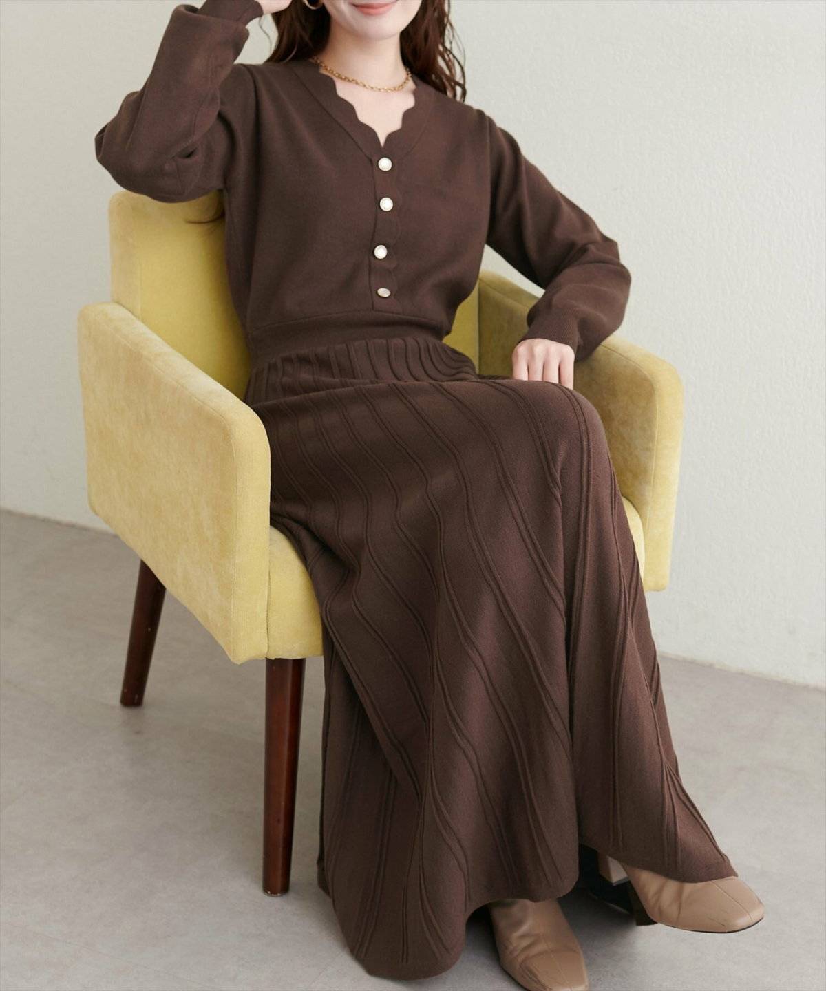 natural couture スカラッププリーツニットワンピース