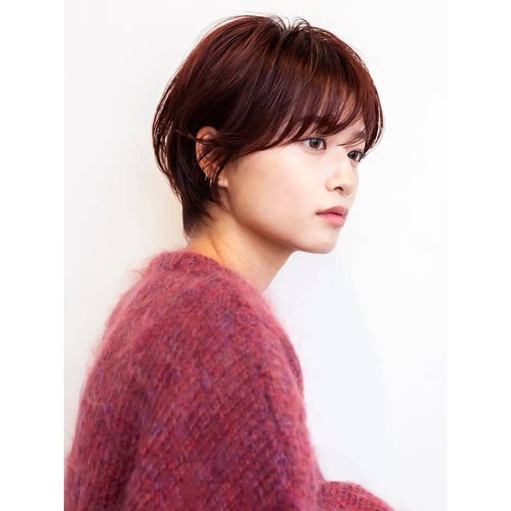 チェリーレッドのひし形ショート