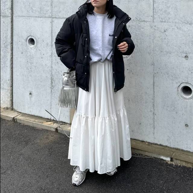 スウェット×ロングスカート