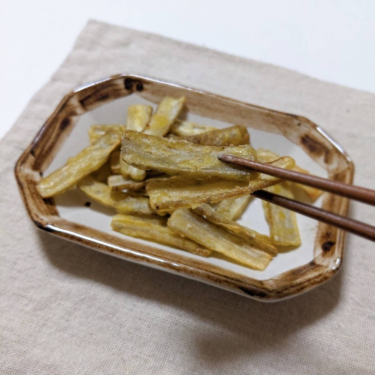 JAグループ公式の「ごぼうのカレー味揚げ天」のレシピ