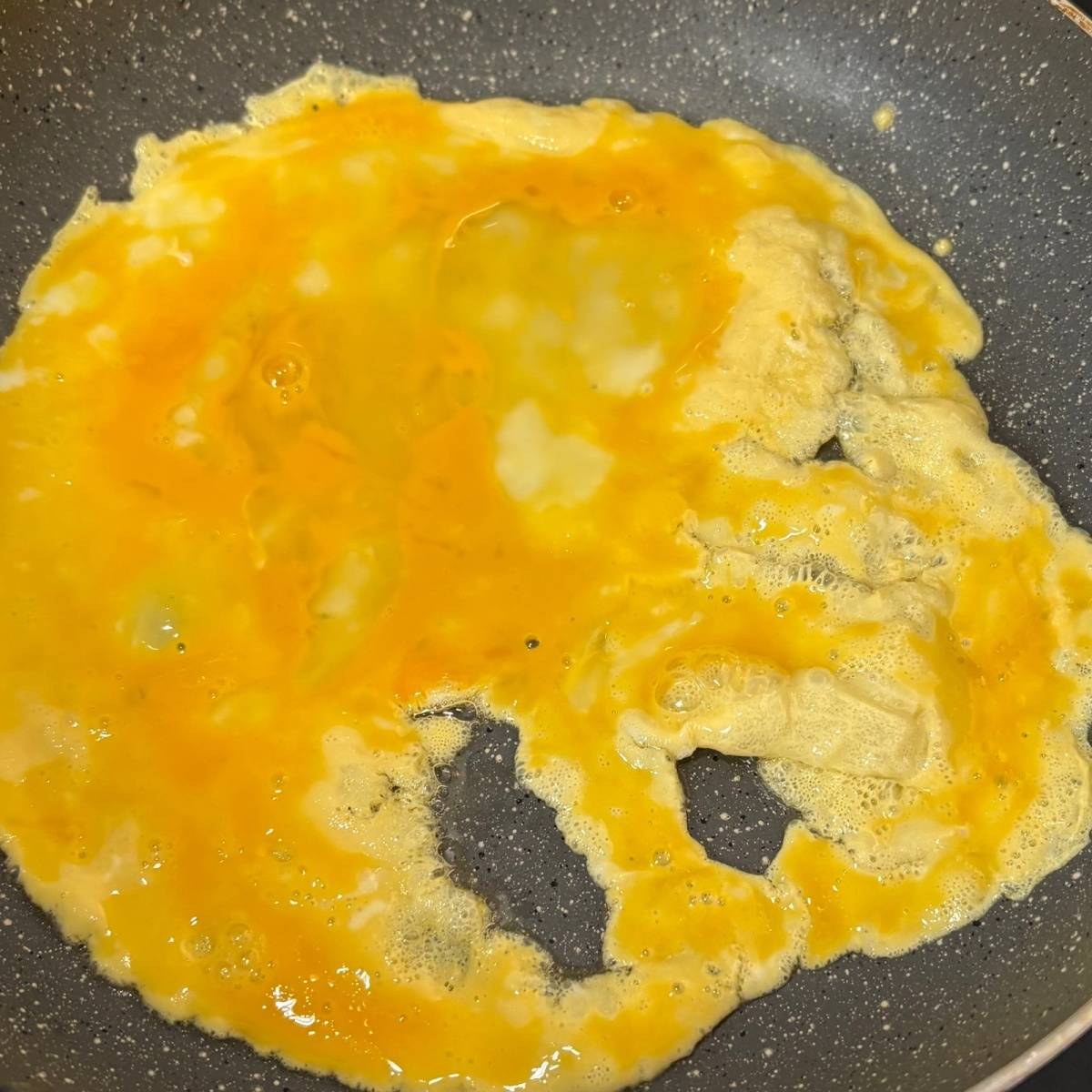 JAグループ公式の「もやしピーマンの五香粉卵炒め」のレシピ