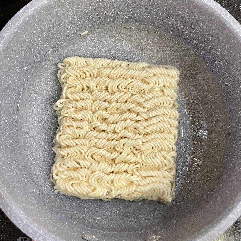 サッポロ一番公式の「とろ〜りコーンラーメン」のレシピ