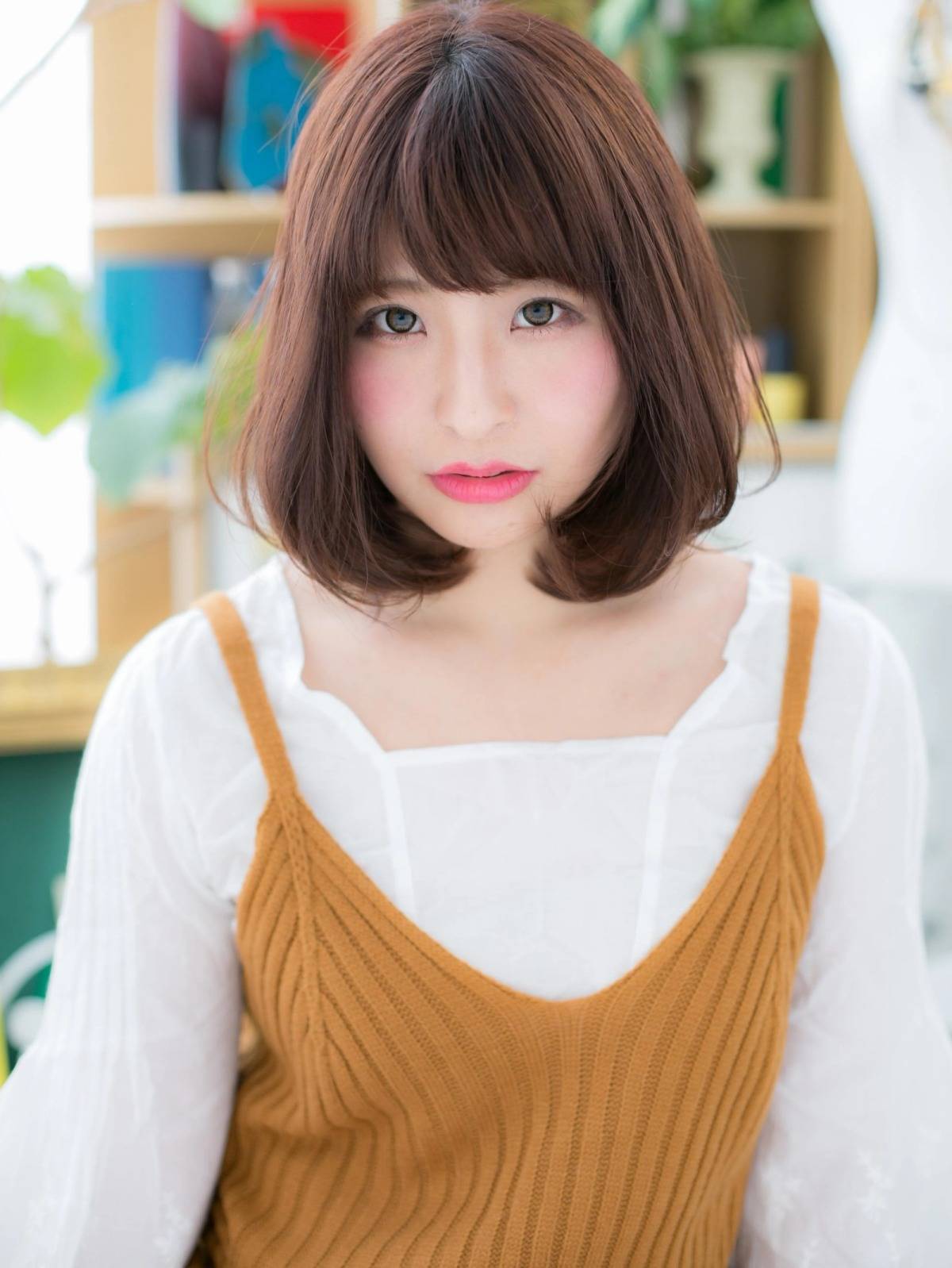 レトロな雰囲気の重めボブ