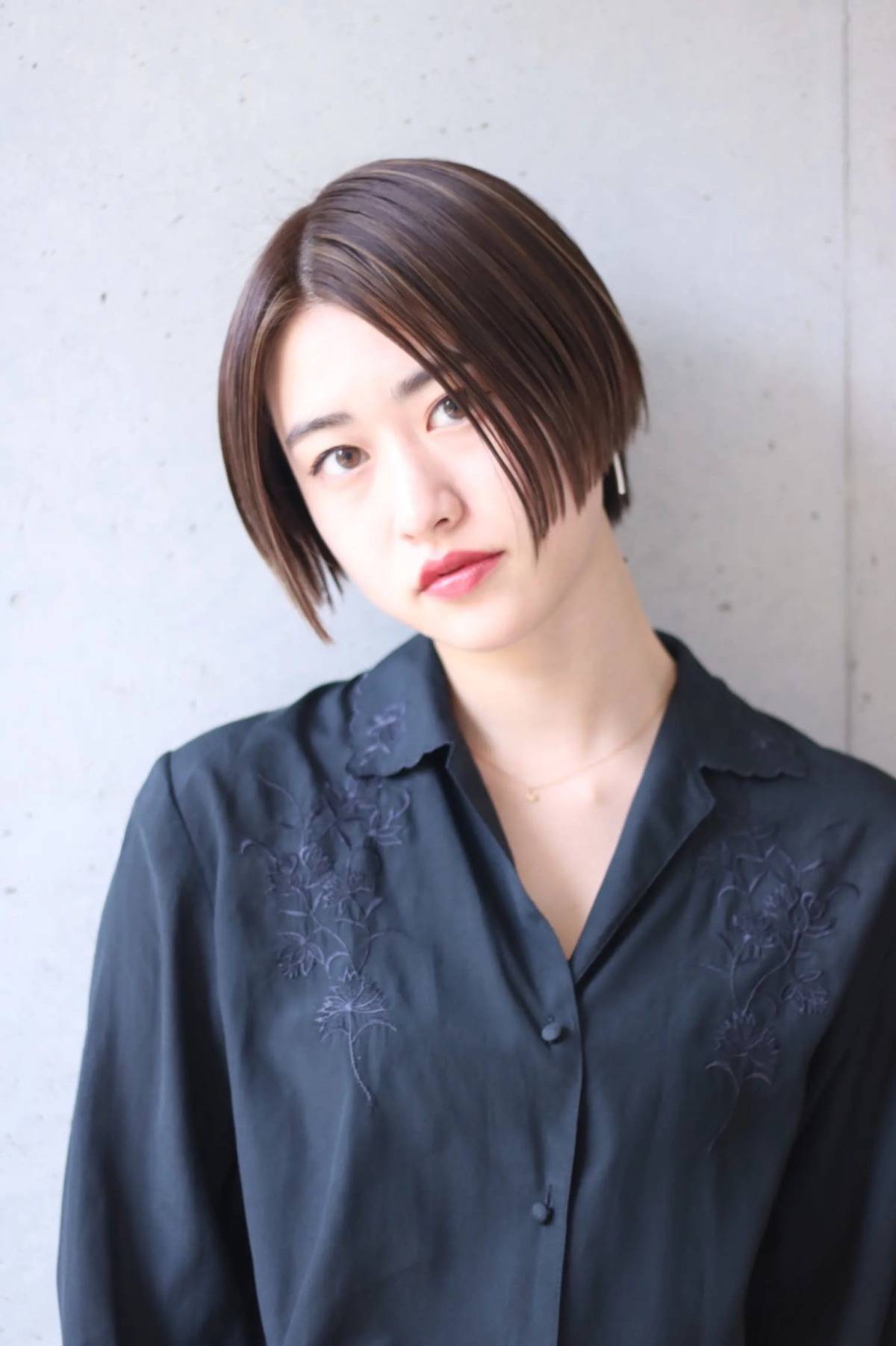 個性派モードボブ