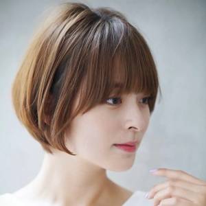  シンプルマッシュボブ 