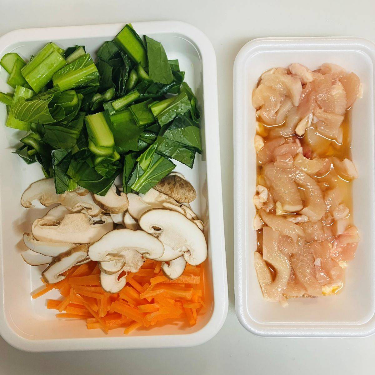 JAグループ公式の「たっぷり野菜と鶏肉の炒り豆腐」のレシピ