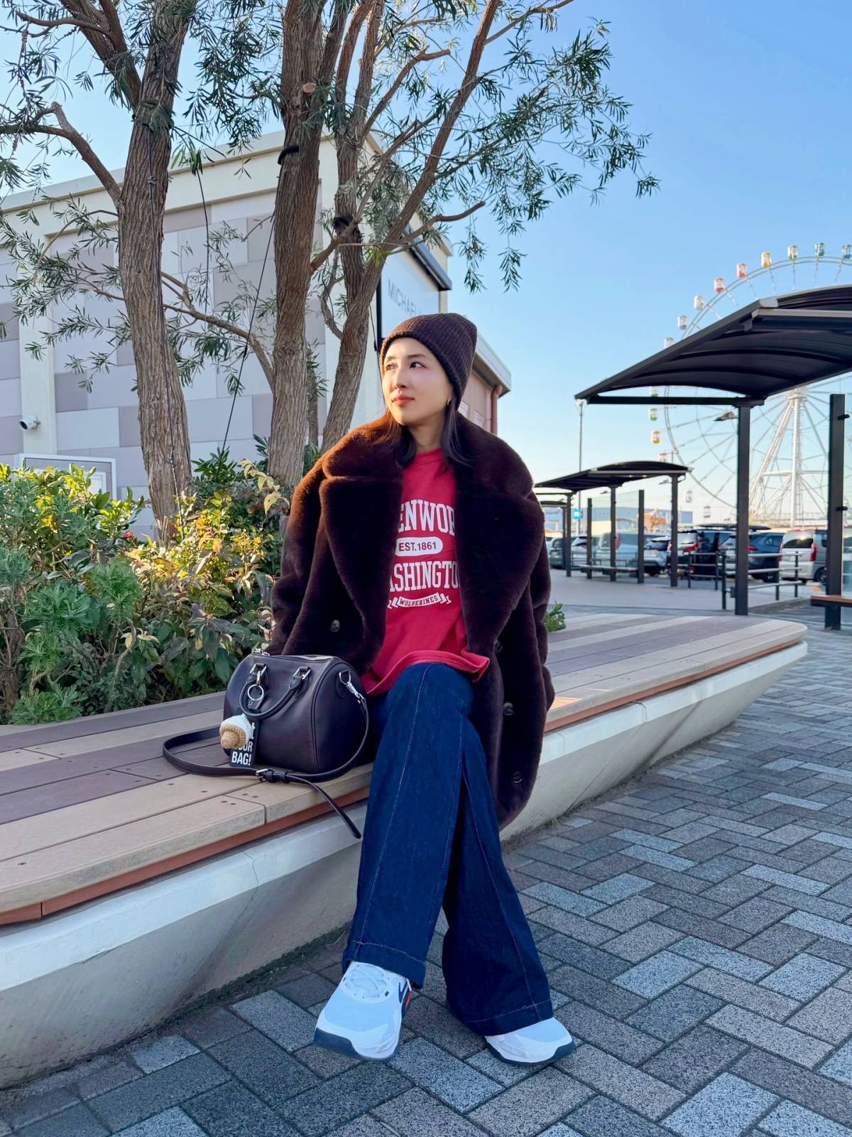 カラースウェット×ファーコート